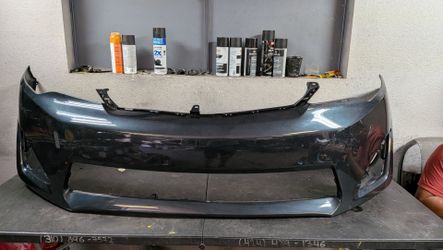 2012-2013-2014 TOYOTA CAMRY LE FRONT BUMPER OEM USED #10953
