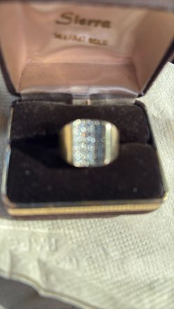 Gents Diamonds Ring