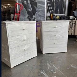 Set Night Stand Deluxe $200