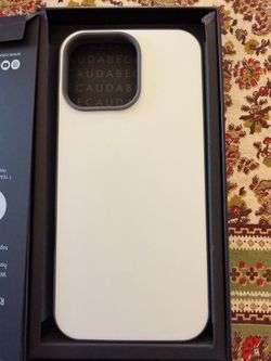 Caudaube Paragon Moonstone IPhone 16 Pro Max