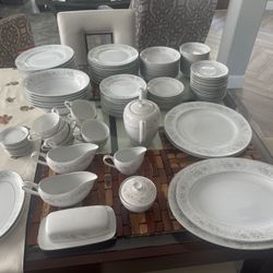 130 Piece Camelot China Carousel Set 1315 Japan