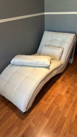 Faux leather chaise