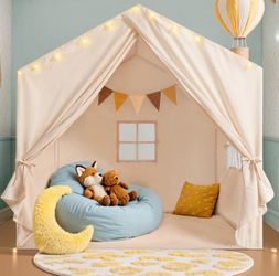 Brand new kids play tent / reading nook