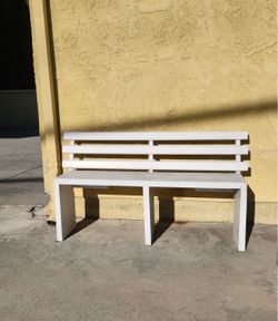 BENCH