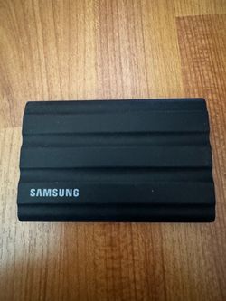 Samsung t7 shield ssd 1TB