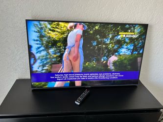 Tv Samsung TV  38 by 22