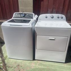 GE washer and whirlpool electric dryer