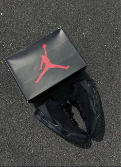 Jordan 3 “Black Cat”