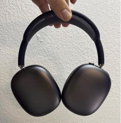 Apple AirPods Max Gen 1 Space Gray