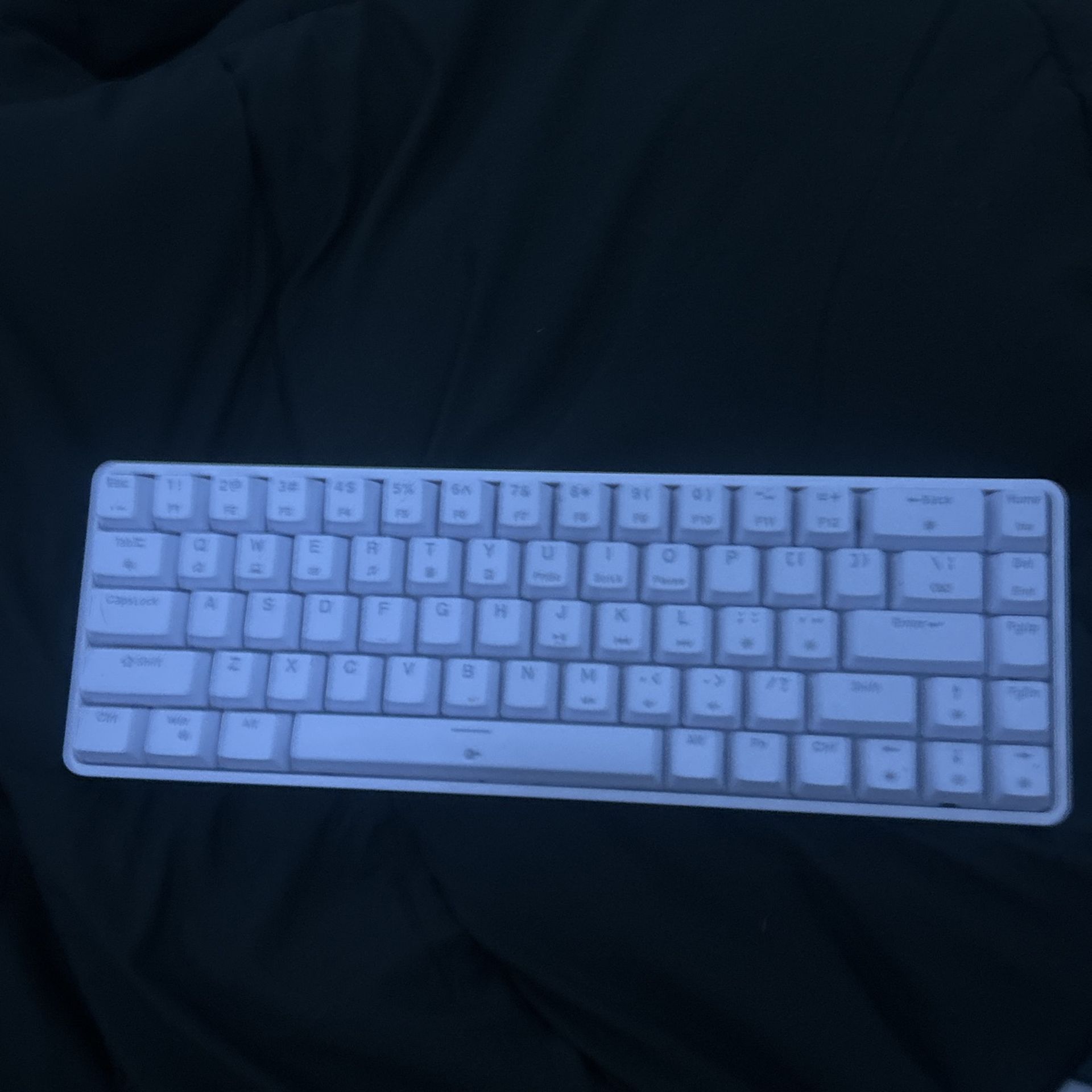 White Mechanical Keyboard 