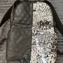 Sprayground Black White Graffiti 