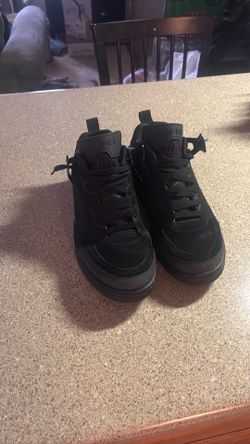 Jordan spizike low black cats Men’s 11.5