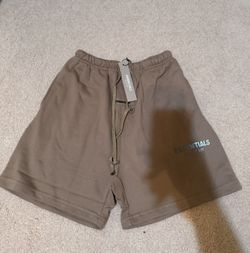 Essentials Shorts