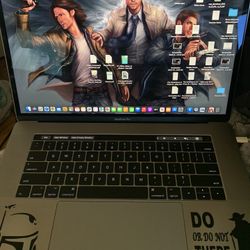 MacBook Pro With case and accessories 
