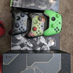 Xbox Series X Halo Edition 