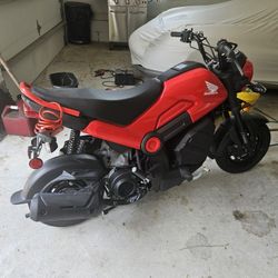 2022 Honda Navi
