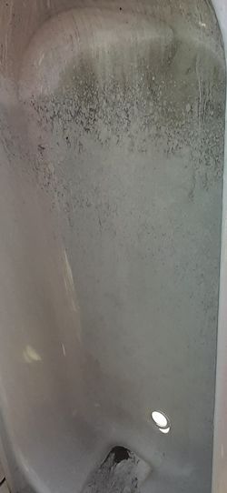 Bath Tub, Surface Dust on tub