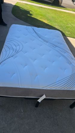 Full-size mattress with metal bed frame
