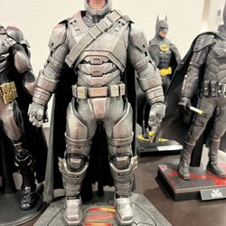Hot Toys Armored Batman