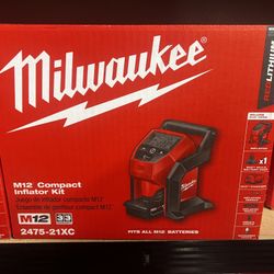 Milwaukee M12 Compact Inflator Kit