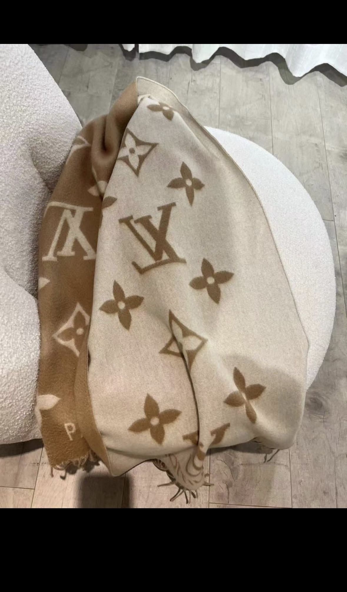 Louis Vuitton Scarf