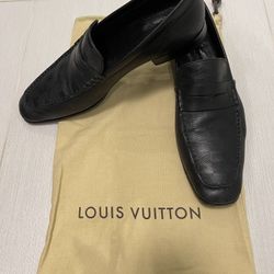 LOUIS VUITTON Men’s Loafer Shoes 10.5