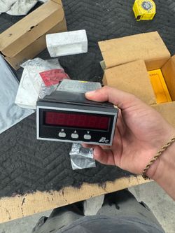 Red Lion Controls - Timer & Counter