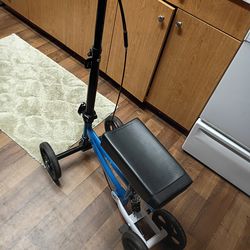 Knee Scooter (FOLDABLE)