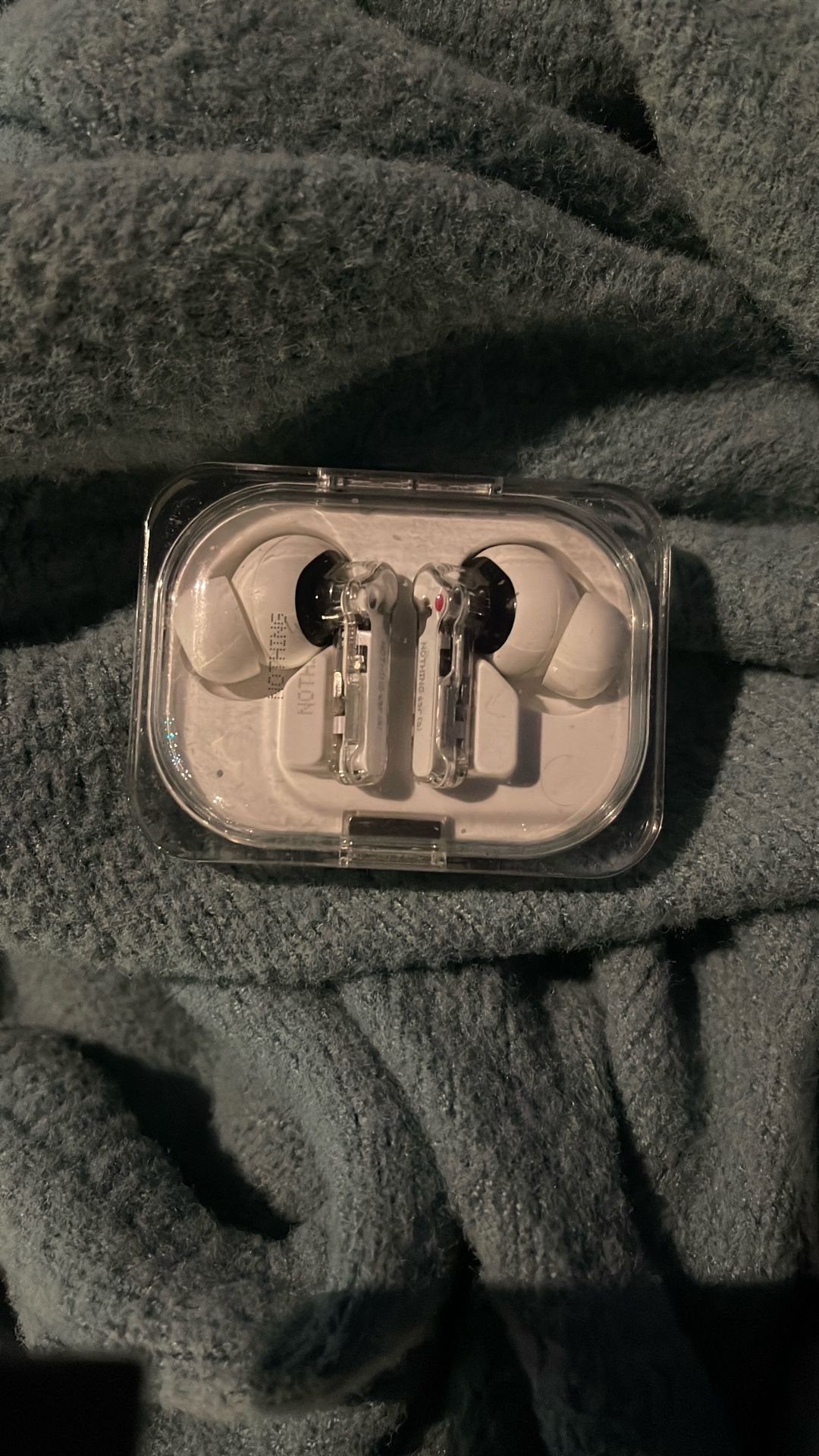 Nothing (a) Earbuds