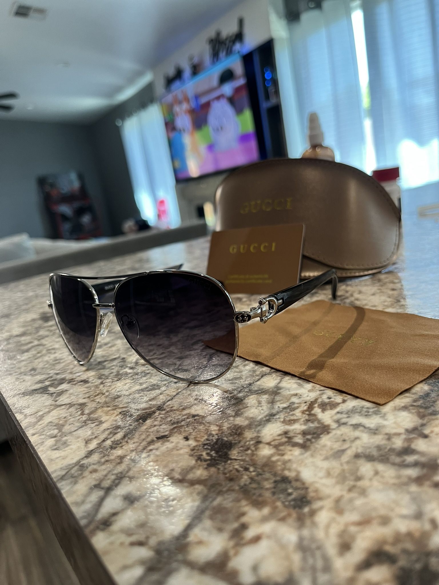 Gucci Unisex Sunglasses