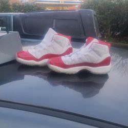 Jordan 11 Cherry  5y