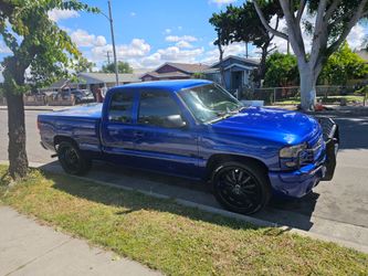 GMC SIERRA 2003 V6.