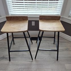 2 Bar Stool Chair