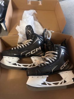 Size 9.5 CCM XF PRO hockey skate