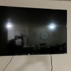 Smart Tv Both For 200.00 $