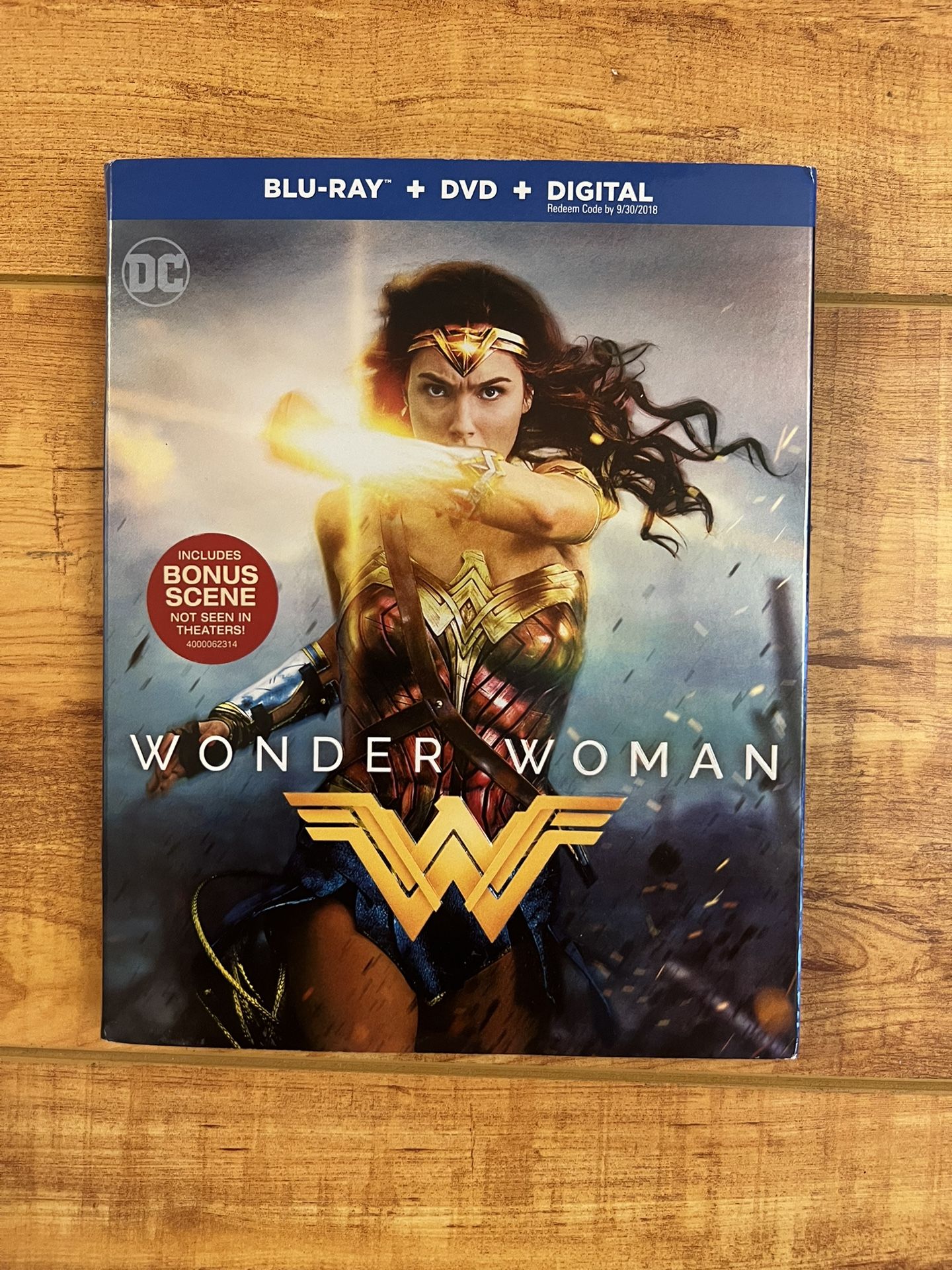 Wonder Woman (Blu-ray + DVD, 2017, 2-Disc Set)