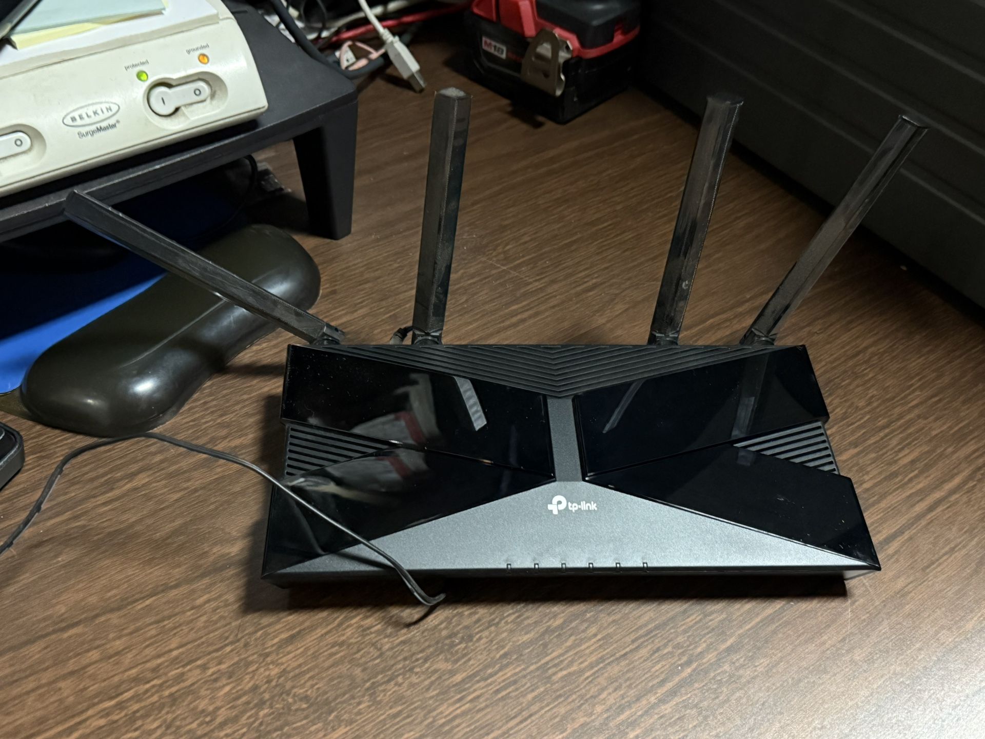 TP Link 4 Port Router
