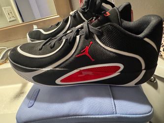 JT Black & Red sz 11