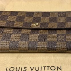 Louis Vuitton Sarah Wallet Damier Ebene w/ Receipt + Box + Tag