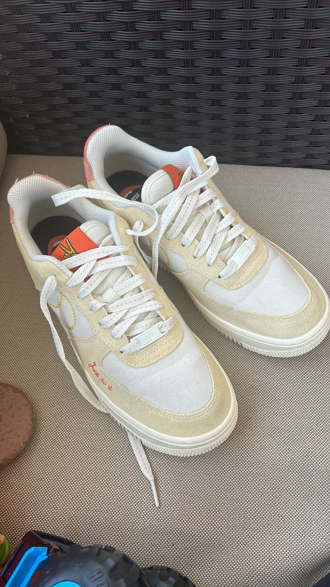 Air Nike- 8 Women’s 