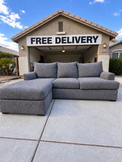 Reversible Chaise- Excellent Condition Sectional