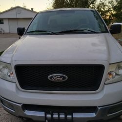 Selling Parts Off White 2005 4WD F150 CREWCAB   