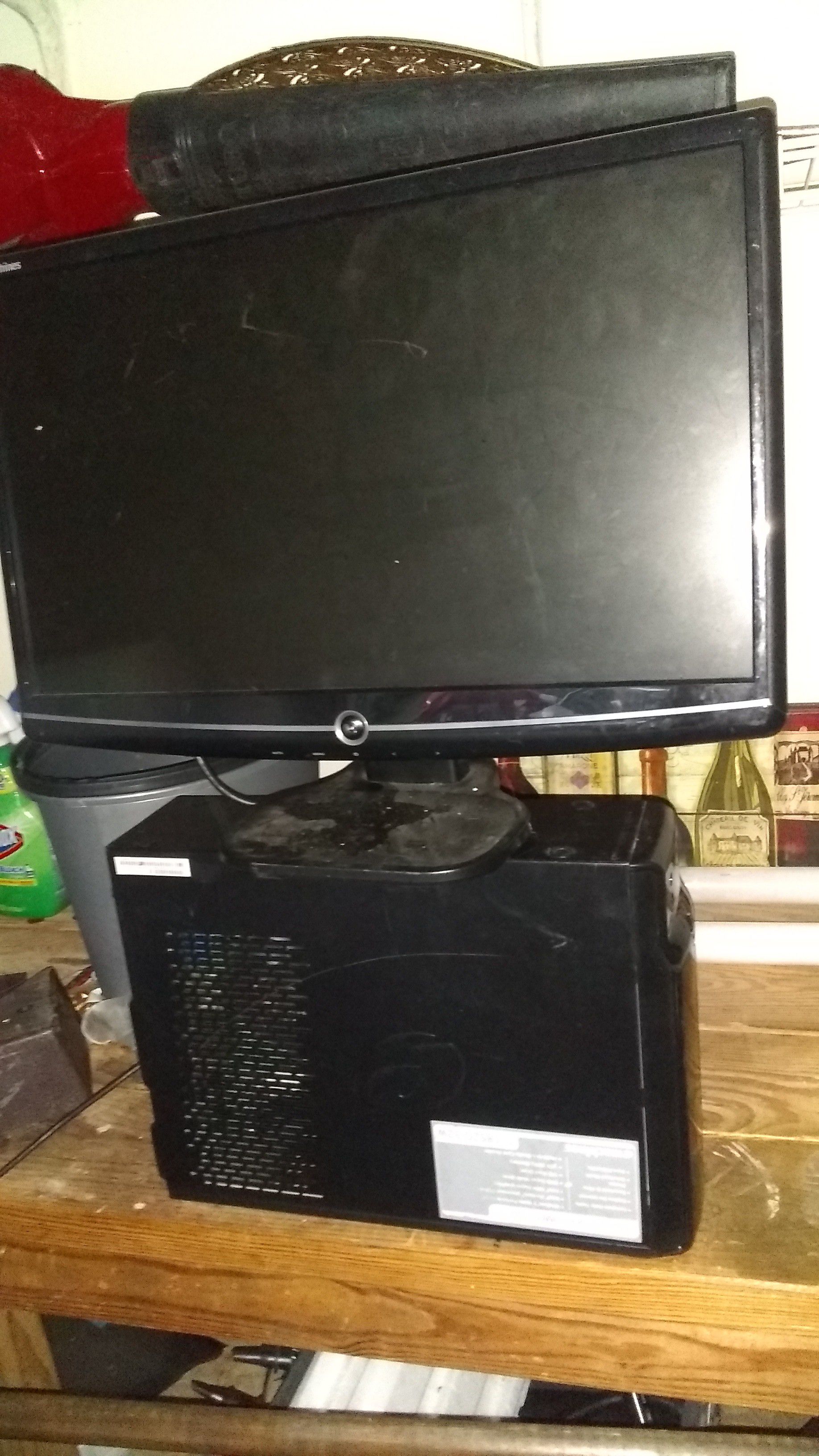 Desktop computer with Alienware monitor