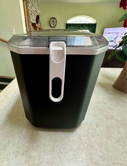 Countertop Solonn Ice Maker