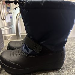 Snow Boots 