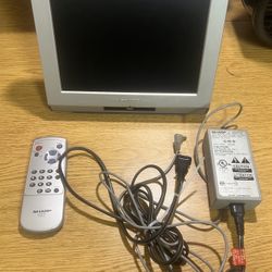 Sharp Aquos LCD Color TV Model LC-10A3U-S EUC with working remote 