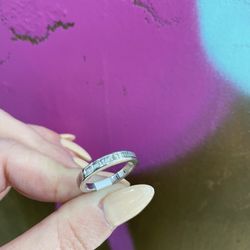 PLATINUM DIAMOND RING 