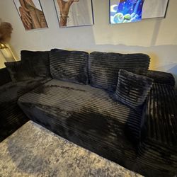BRAND NEW BLACK COUCH