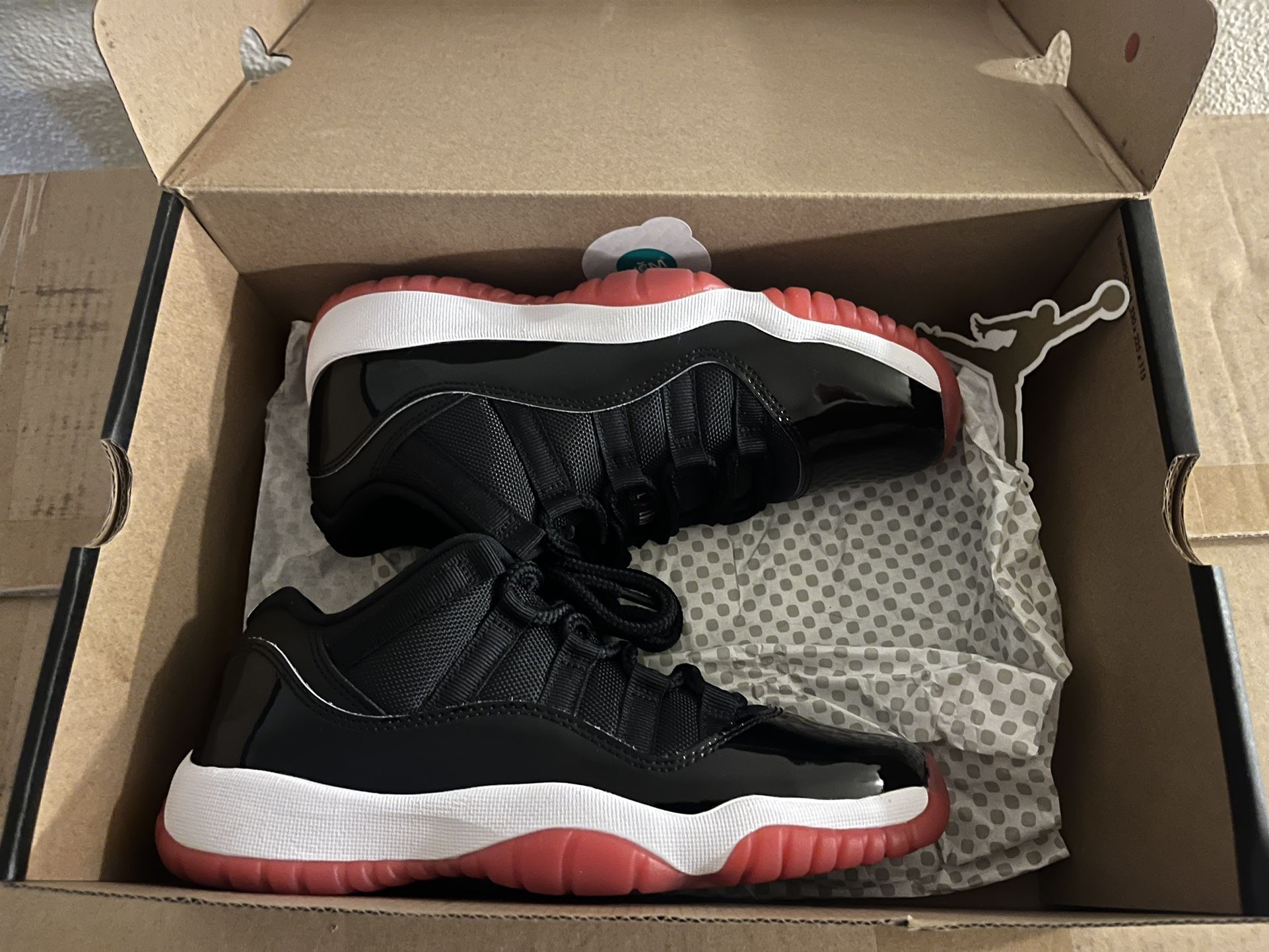Jordan 11s Size 5 Brand New