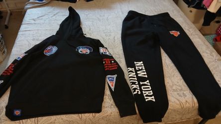 Knicks 2pcs set size large (men)